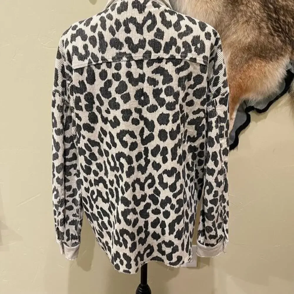 Entro Leopard‎ Print Corduroy Shacket - Picture 4 of 5